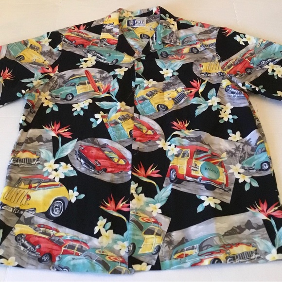 RJC Other - Men's Black Hawaiian Car-Print Short Sleeve Button-Down Shirt